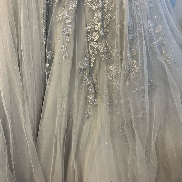 (370) ❤️ Brand new with Tags Park108 M324 gown in silver $1000 - Picture 6 of 12